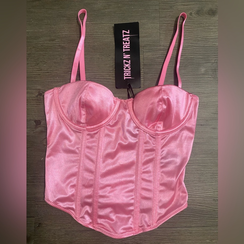 NWT Dolls Kill / Trickz N’ Treatz They’ll Eat Cake Corset Top